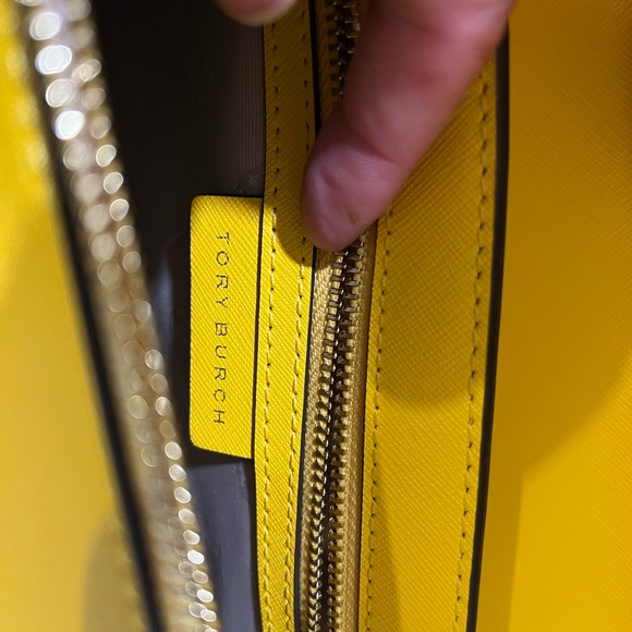 Tory Burch yellow hand bag - never used - Picture 2 of 2